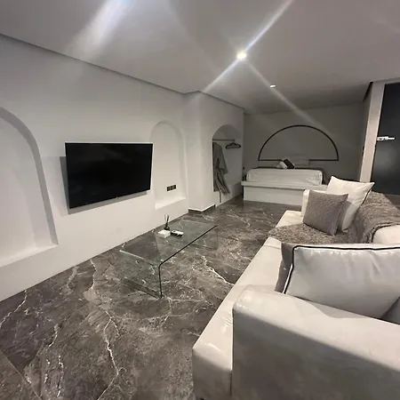 Minimal Cycladic & Patio Διαμέρισμα Θεσσαλονίκη